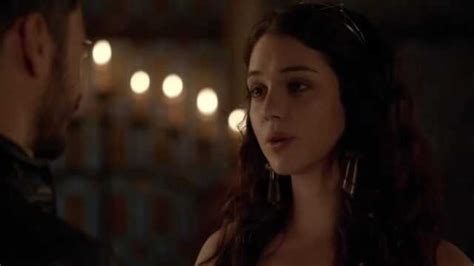 reign s01e01|nastoletnia maria stuart s01e01 cda.